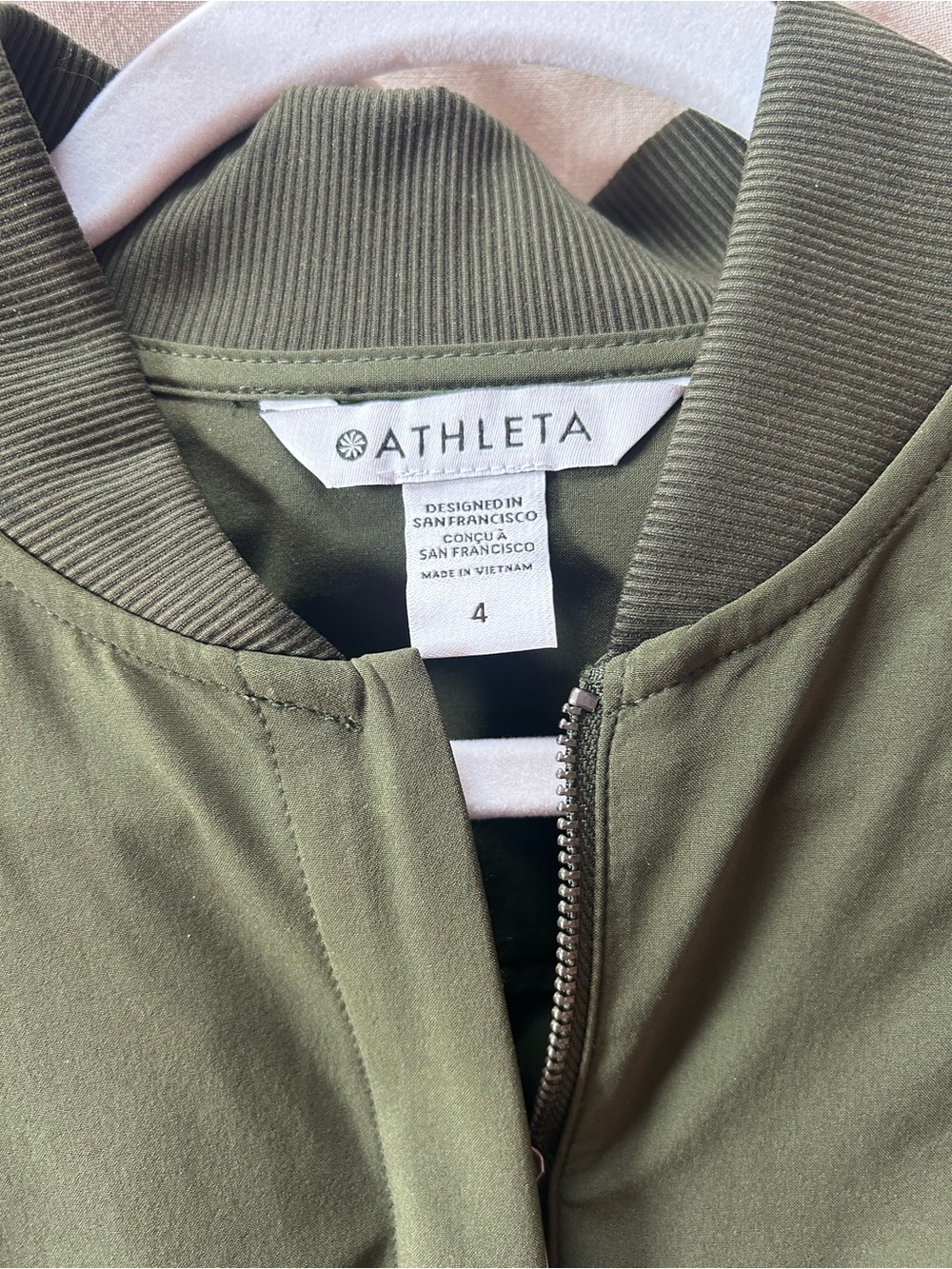Athleta Sleeveless Olive Green Romper Size 4 - Picture 3 of 5